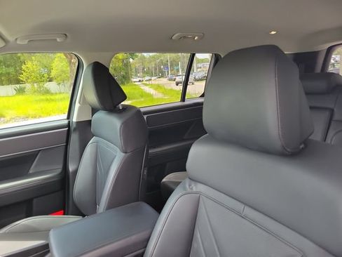 Used 2025 Hyundai Santa Fe SEL FWD image 20