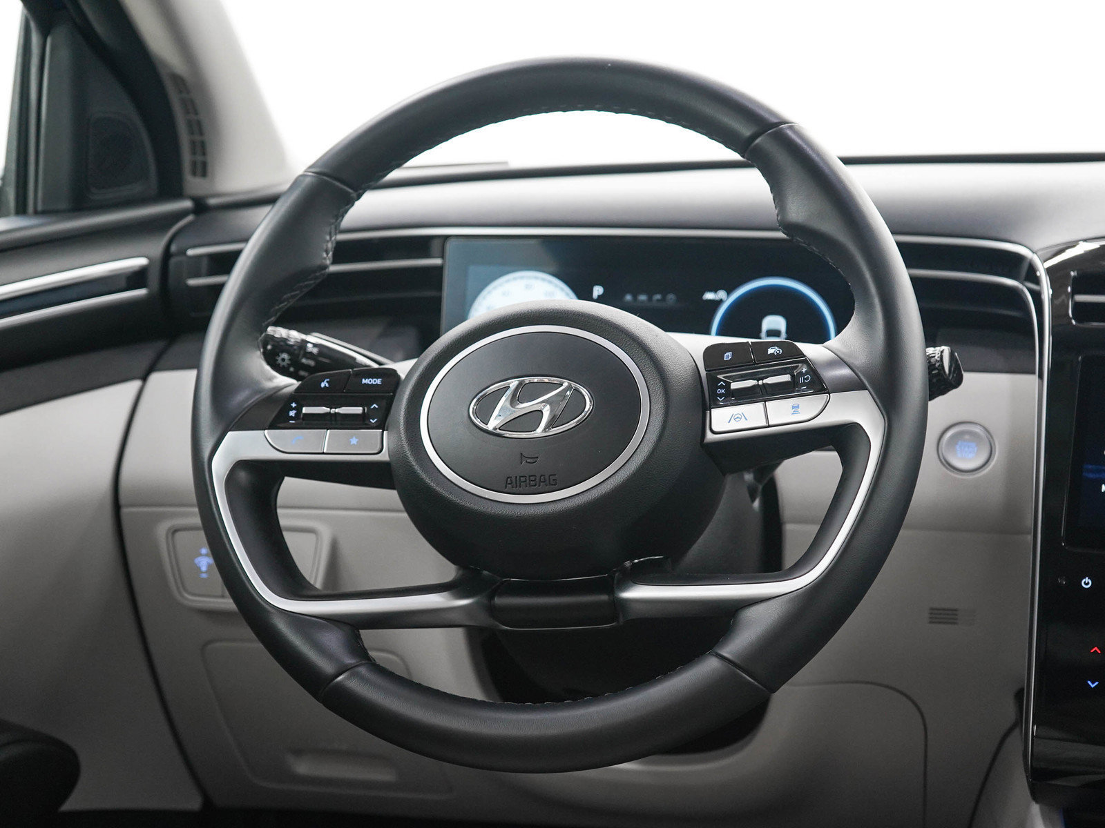 Used 2024 Hyundai Tucson SEL w/ Convenience Package AWD/4WD image 17