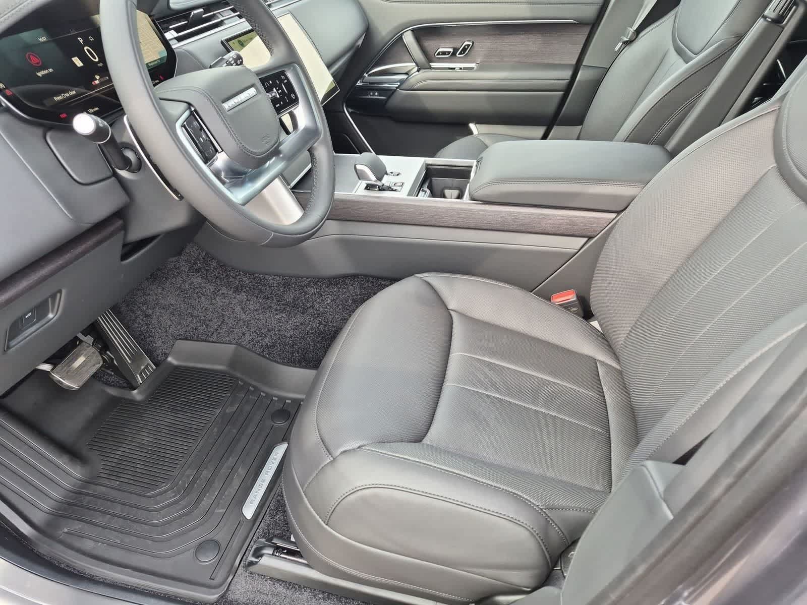 New 2026 Land Rover Range Rover SE AWD/4WD image 16