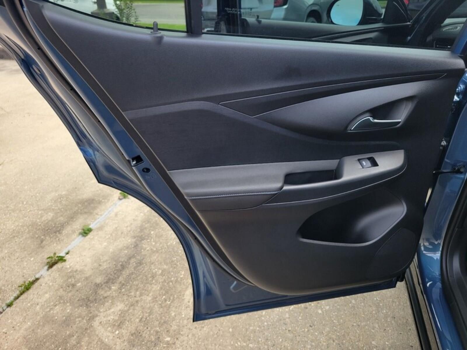 New 2026 Buick Envista Sport Touring w/ Convenience I Package FWD image 28