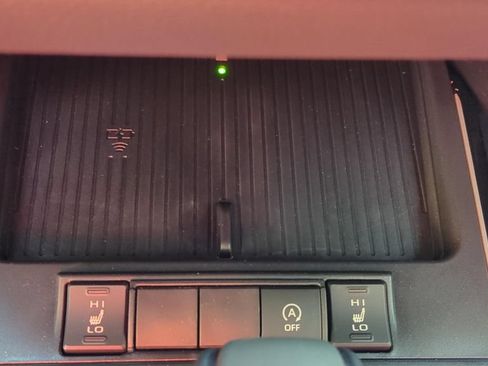 Used 2026 Toyota Corolla Cross XLE w/ Convenience Package FWD image 27