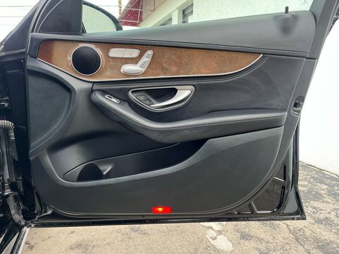 Used 2015 Mercedes-Benz C 300 4MATIC Sedan image 29