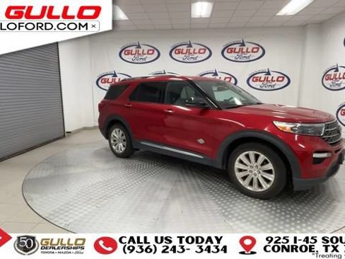 Used 2023 Ford Explorer King Ranch w/ Technology Package RWD image 2