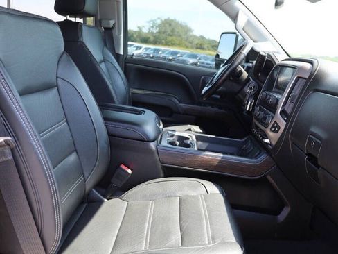 Used 2019 GMC Sierra 3500 Denali w/ Duramax Plus Package AWD/4WD image 15