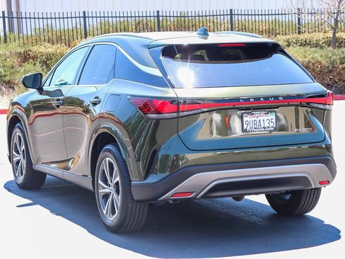 Used 2025 Lexus RX 350 FWD w/ Technology Package image 5