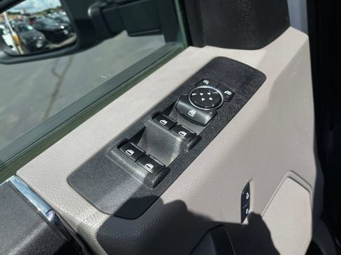 Used 2017 Ford F250 XLT AWD/4WD image 12
