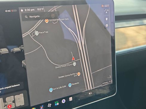 Used 2022 Tesla Model Y Performance AWD/4WD image 17