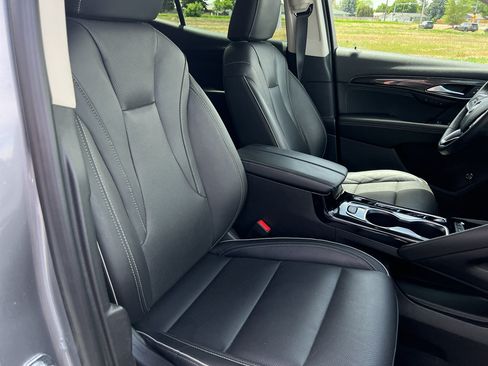 Used 2021 Buick Envision Essence AWD/4WD image 27