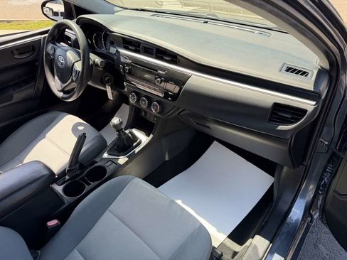 Used 2014 Toyota Corolla L FWD image 19
