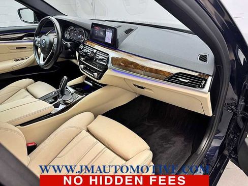 Used 2019 BMW 530i xDrive w/ Premium Package AWD/4WD image 21