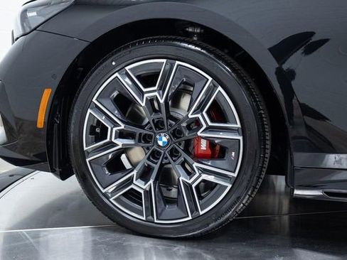 New 2026 BMW 530i xDrive w/ M Sport Package image 26