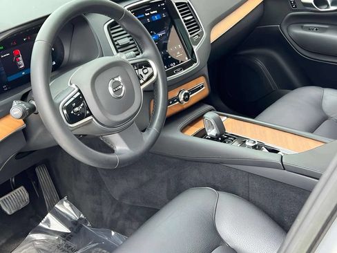 Used 2023 Volvo XC90 B6 Plus AWD/4WD image 6