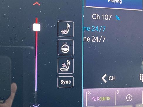 Certified 2024 Jeep Wagoneer L 2WD w/ Premium Group I image 39