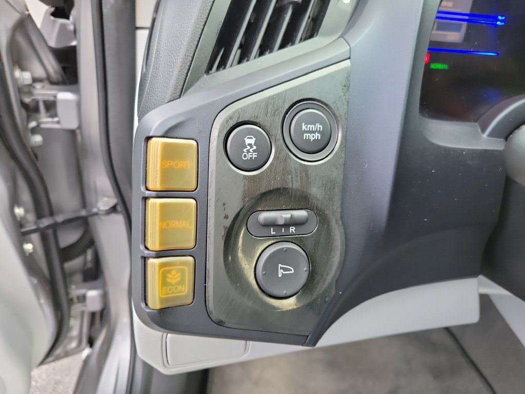 Used 2011 Honda CR-Z EX image 19
