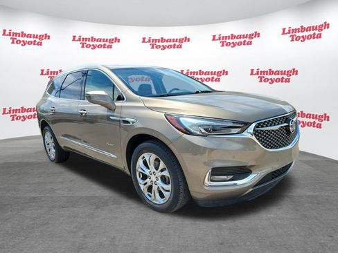 Used 2020 Buick Enclave Avenir w/ Avenir Technology Package FWD image 22