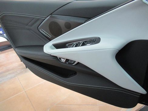 Used 2025 Chevrolet Corvette Z06 image 29