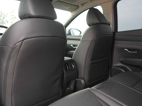 Used 2025 Hyundai Tucson SEL FWD image 13