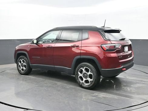 Used 2022 Jeep Compass Trailhawk w/ Trailhawk Elite Group AWD/4WD image 3