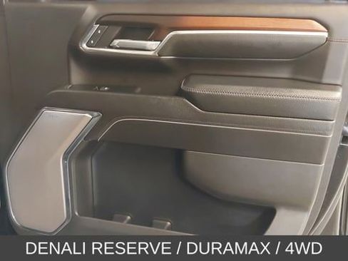 Used 2024 GMC Sierra 2500 Denali w/ Denali Reserve Package AWD/4WD image 39