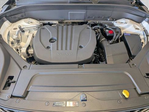 New 2026 Volvo XC90 B5 Plus w/ Protection Package AWD/4WD image 19