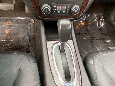 Used 2014 Chevrolet Impala LTZ image 27