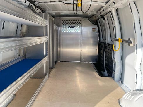 Used 2025 Chevrolet Express 2500 Extended w/ Communications Package image 13