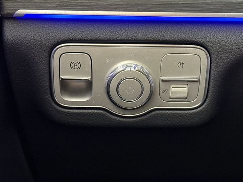 Certified 2026 Mercedes-Benz GLE 350 4MATIC image 32