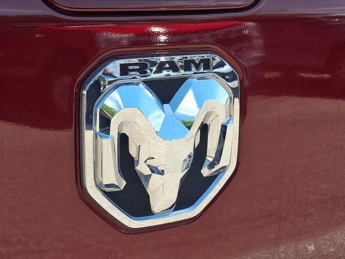 Used 2022 RAM 1500 Big Horn AWD/4WD image 30