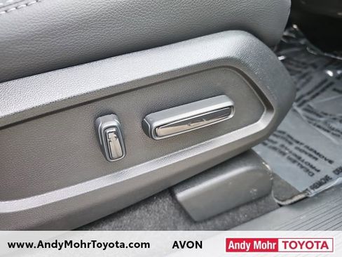 Used 2025 Honda Pilot Touring image 40