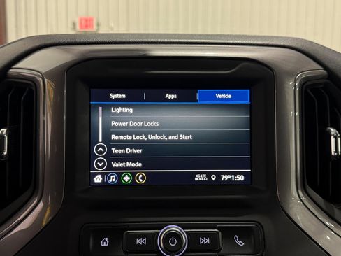 Used 2023 Chevrolet Silverado 2500 W/T w/ WT Convenience Package AWD/4WD image 16