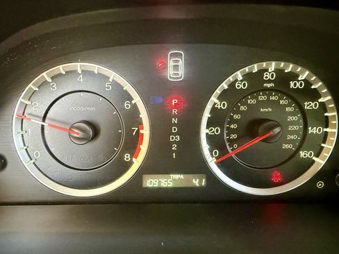 Used 2010 Honda Accord LX image 19