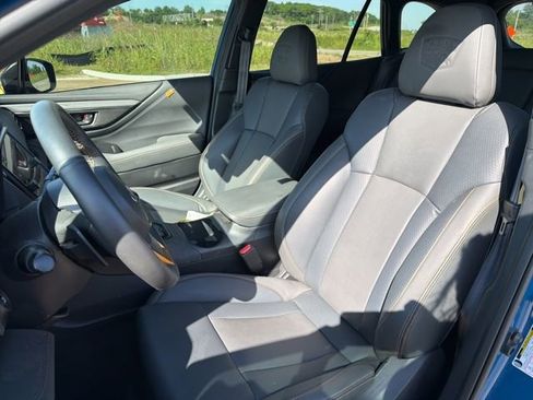 Used 2025 Subaru Outback Wilderness AWD/4WD image 9