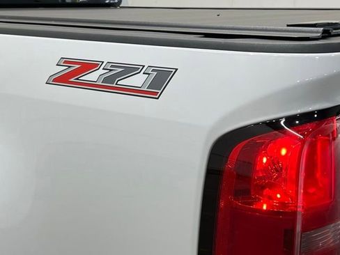 Used 2019 Chevrolet Colorado Z71 RWD image 45