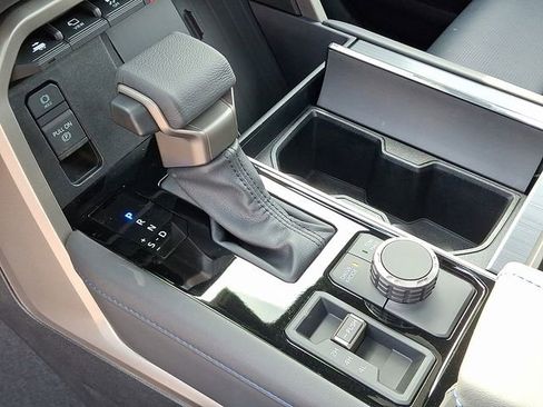 New 2026 Toyota Sequoia Platinum AWD/4WD image 15