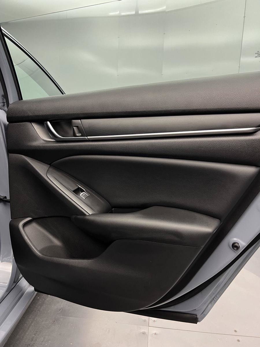 Used 2022 Honda Accord Sport image 36