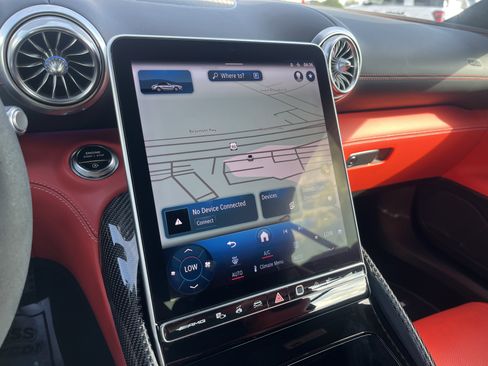 Used 2022 Mercedes-Benz SL 63 AMG 4MATIC image 27