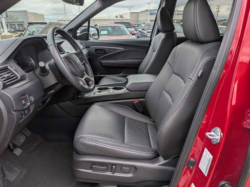 Certified 2024 Honda Passport EX-L image 15