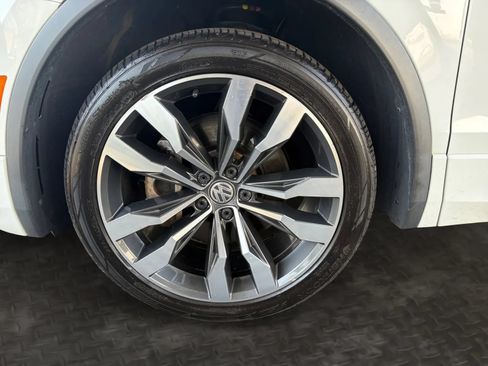 Used 2021 Volkswagen Tiguan SEL Premium R-Line AWD/4WD image 34