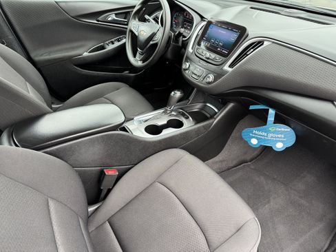 Certified 2020 Chevrolet Malibu LS w/ Driver Confidence Package image 20