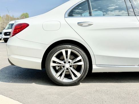 Used 2016 Mercedes-Benz C 300 4MATIC Sedan image 8