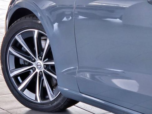 Used 2022 Volvo S60 B5 Inscription FWD image 14