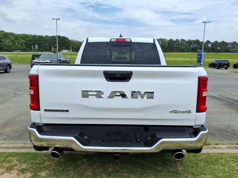 Used 2025 RAM 1500 Big Horn AWD/4WD image 4