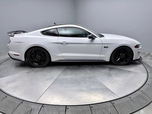 Used 2021 Ford Mustang GT Premium w/ Black Accent Package RWD image 4