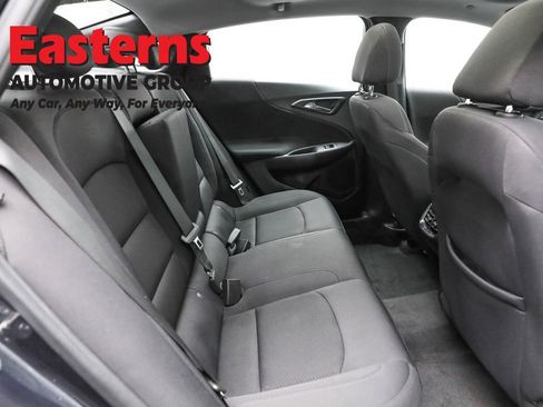 Used 2023 Chevrolet Malibu LT image 23