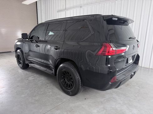 Used 2016 Lexus LX 570 4WD image 7