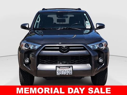 Used 2021 Toyota 4Runner SR5 Premium w/ Moonroof Package AWD/4WD image 8