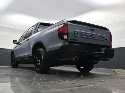 Used 2026 Honda Ridgeline Black Edition image 32