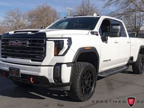 Used 2024 GMC Sierra 3500 AT4 w/ AT4 Preferred Package image 19