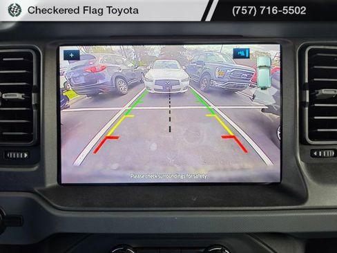 Used 2024 Ford Bronco Big Bend image 17