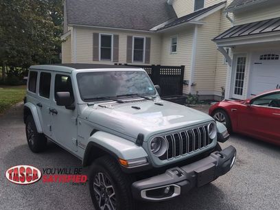 Used 2024 Jeep Wrangler Unlimited Sahara w/ Technology Group